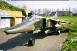 MiG-23BN 9868, CH-23 + S-24