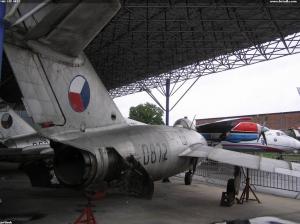 MiG-17F 0872