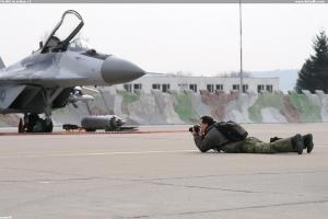 Mr.MiG in action :-)
