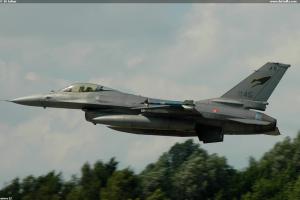 F-16 talian