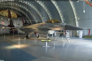 F-16 v muzeu v Krakove