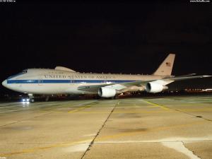 B 747 OTAN-x