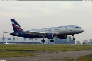 Airbus A320 Aeroflot, přistání na LKPR