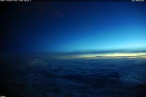 Obloha pri západe slnka v 35000 feetoch :)
