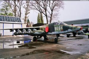 Su -25,