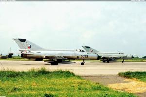 MiG-21MF 5213+4127