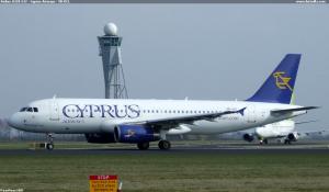 Airbus A320-232 - Cyprus Airways - 5B-DCL