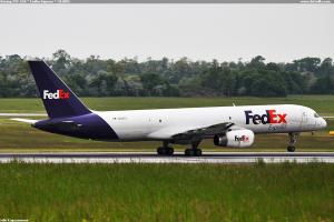 Boeing 757-23A * FedEx Express * N918FD