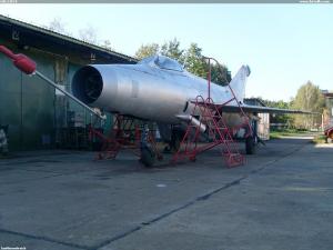 MiG 21F13