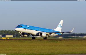 KLM ERJ-190LR (PH-EZH)