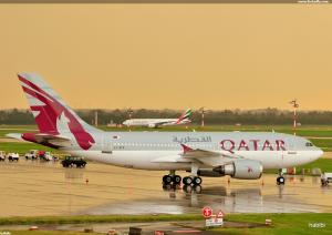 A7-AFE Qatar / A6-EME Emirates