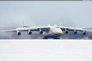 An-225 po devíti letech opět v ČR
